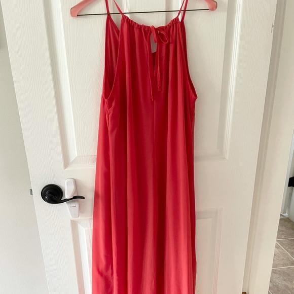 Gorgeous High-low chiffon dress in coral red. - Picture 2 of 2